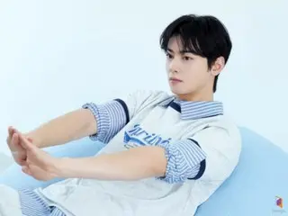Cha Eun Woo của ASTRO làm mát mùa hè với nét quyến rũ tươi mát của mình