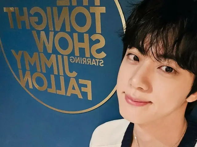 "BTS" JIN, thành công lớn với ngoại hình và phong cách... Cảnh quay hậu trường về sự xuất hiện của anh trên "The Jimmy Fallon Show" của NBC đã được tiết lộ
