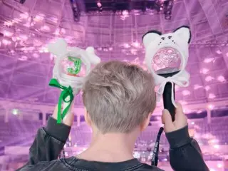J-JUN chia sẻ sự phấn khích của mình trước buổi hòa nhạc ở Seoul... đã sẵn sàng với light stick của mình