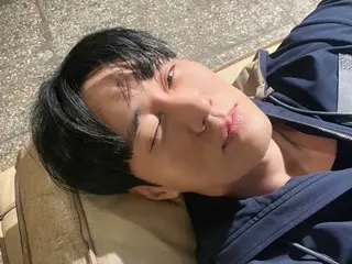 So Ji Sub, bỏ qua sức hút của mình, bùng nổ với sự vui tươi... Kỹ năng selfie của cô ấy cũng được cải thiện