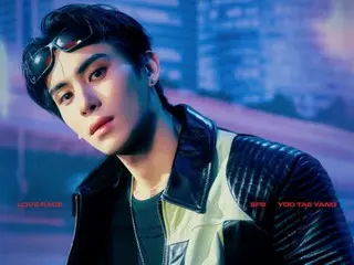 Yoo Tae-yang của SF9 ném quả bóng đầu tiên tại Sân vận động bóng chày Jamsil để cầu nguyện cho chiến thắng của Doosan Bears