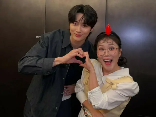 Park Seulgi, với nụ cười rạng rỡ bên cạnh Byeon WooSeok... "Người mà tôi ghen tị nhất hiện giờ"
