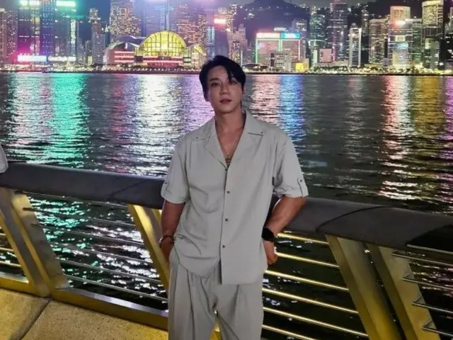 Hwang Chiyeul, một đêm tiệc quyến rũ ở Hồng Kông