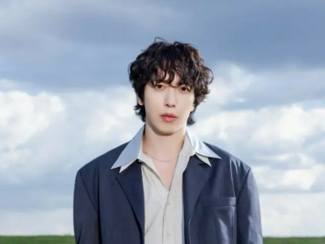Jung Yong Hwa của CNBLUE, tất cả các bài hát trong mini album thứ 3 của anh đều được xếp hạng...Bắt đầu thống trị các bảng xếp hạng toàn cầu