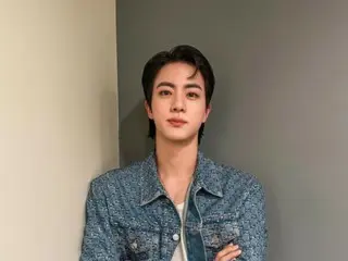 JIN của BTS khởi động chuyến lưu diễn người hâm mộ Bắc Mỹ... "Những khoảnh khắc chúng ta cùng cười và hát. Tôi sẽ trân trọng chúng như những kỷ niệm hạnh phúc mãi mãi."