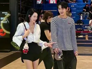 Kim Hye Soo và Yoon Sang Hyun có phản ứng hóa học về mặt hình ảnh khiến bạn quên đi khoảng cách 31 tuổi giữa họ♡