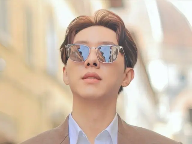 Liệu thành viên trẻ nhất của CNBLUE, Lee Jeong Shin, có nổi loạn không? ... "Làm anh trai dễ hơn làm em trai", anh tiết lộ, làm tăng kỳ vọng cho "The Gunfighters"