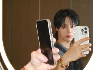 Taemin của SHINee, "Nhìn mình trong gương" - một bức ảnh tự sướng gợi cảm vào một ngày hè yên tĩnh