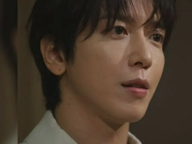 Jung Yong Hwa của CNBLUE: "Mọi thứ tôi mong muốn đều đã thành hiện thực ngay từ những ngày đầu ra mắt. Tôi từng cảm thấy thất vọng, nhưng ước mơ của tôi vẫn là lọt vào Billboard."