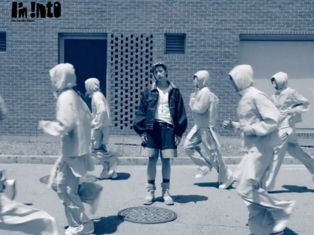 Wooyong của 2PM tung ra hình ảnh teaser cuối cùng cho album mới "I'm Into"... Một nét quyến rũ tươi mới trong bầu không khí cô đơn