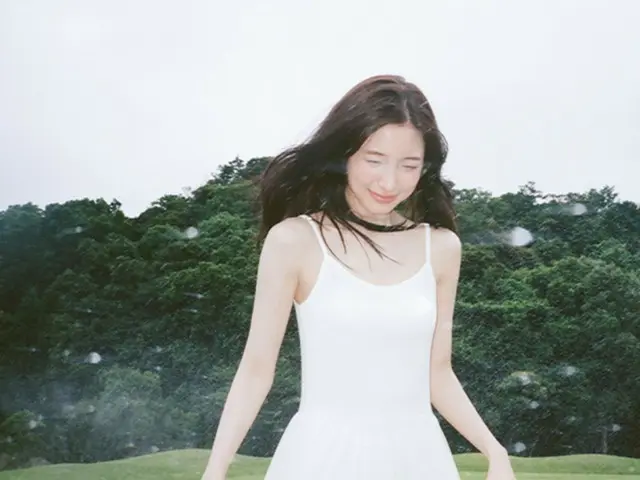 Arin của OH MY GIRL phát hành cuốn sách ảnh đầu tay "Arin in air"... toát lên vẻ quyến rũ trong sáng và ngây thơ