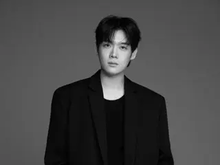 Nam diễn viên Yoon Do-gun ký hợp đồng độc quyền với logstudio, công ty cũng sở hữu Lee Jae-wook