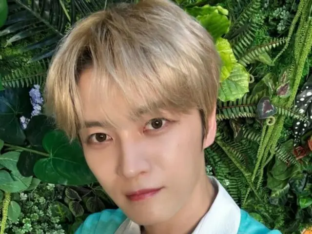 J-JUN, Emrald Green mang đến nét tươi mới