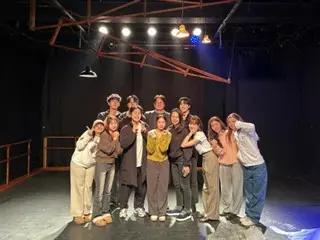 Ngôi sao của "FANTASY BOYS" Kim Woo Seok lần đầu ra mắt với vai diễn trong vở kịch "Romance is a Mirage"... "Thật vinh dự khi được làm việc cùng anh ấy"