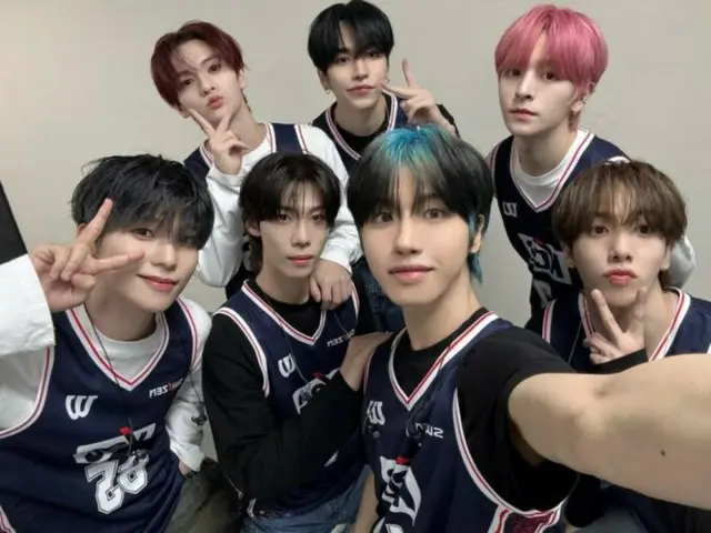 n.SSign biểu diễn buổi hòa nhạc ăn mừng tại trận đấu bóng rổ chuyên nghiệp Hàn Quốc... "Đó thực sự là một vinh dự!"