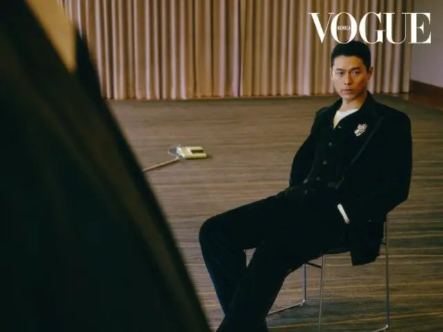 Vẻ ngoài điển trai của nam diễn viên Hyun Bin khiến người ta "nổ tung"... Bảy thành viên trong bộ ảnh "Made in Korea" được công bố.